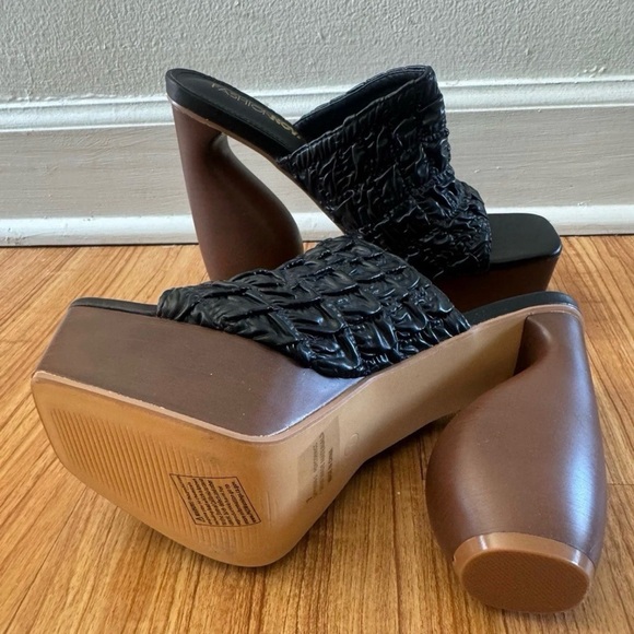 Black and Brown Women's Shoes - Picture 4 of 6